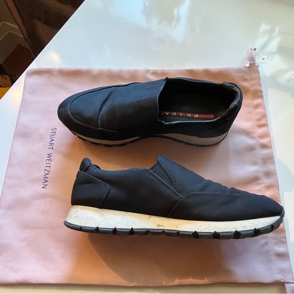 Prada women’s sneaker EU37.5